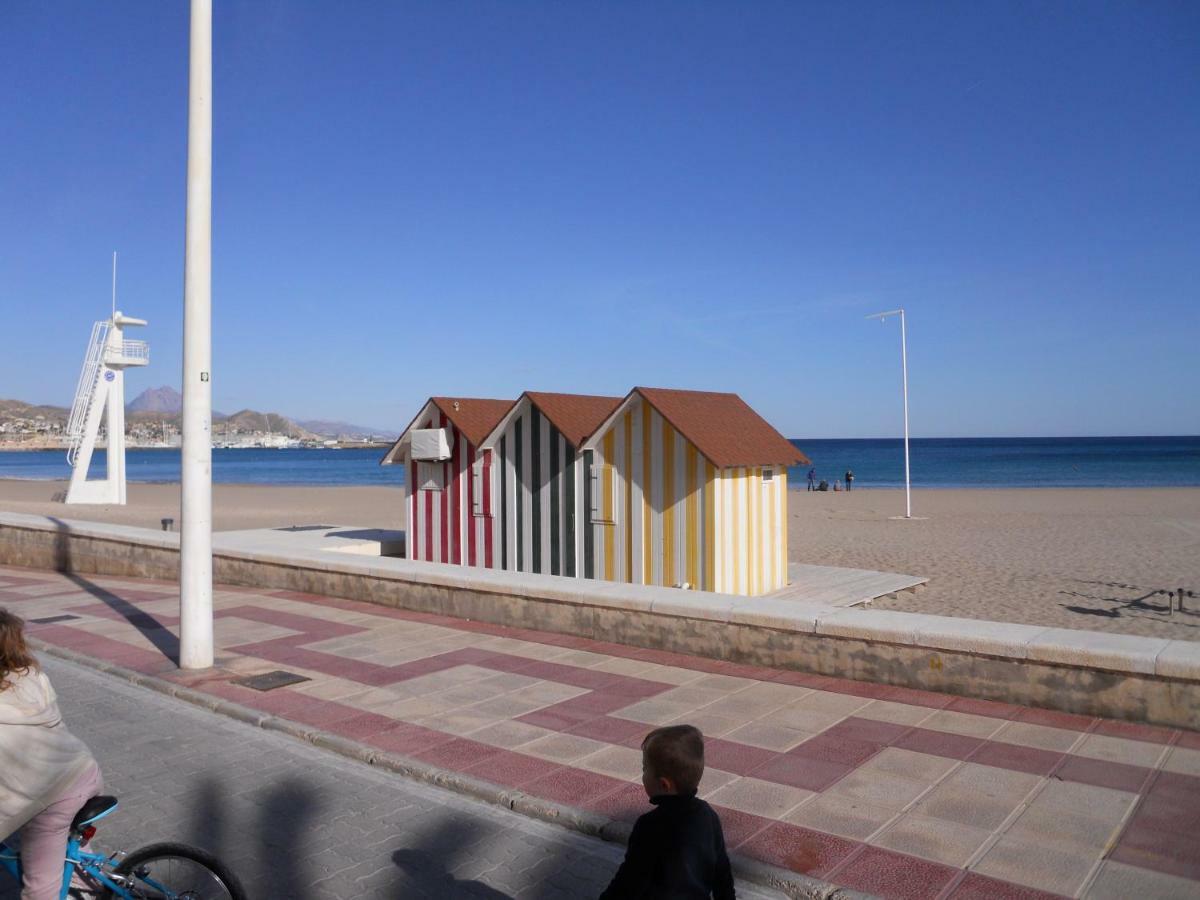 Sant Pere 166 *